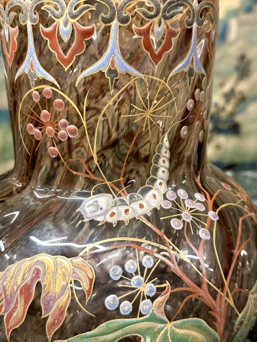 Émile Gallé - Vase émaillé à décor d’une chenille, cristallerie Art nouveau - Marius Simon Antiquités