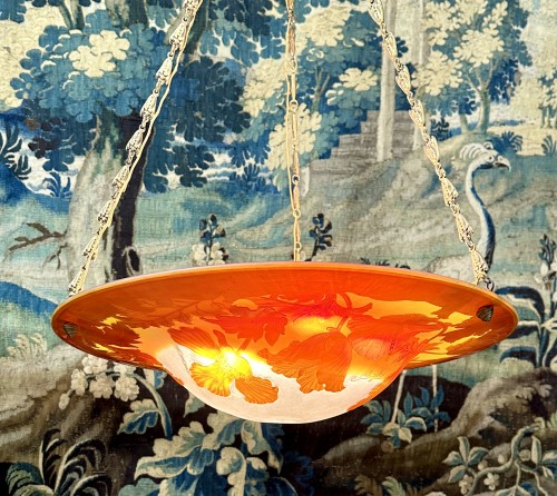 Emile Gallé -  ceiling chandelier decorated with anemones - Lighting Style Art nouveau