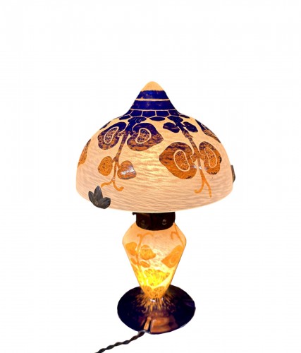 Charles Schneider for Le Verre Français, Art Deco lamp with figs