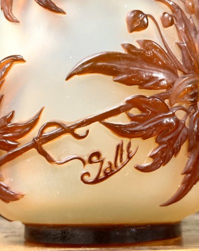 Art nouveau - Emil Gallé - Molded Blown Vase With Orange Clematis