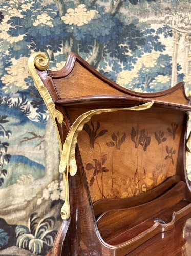 20th century - Louis Majorelle - Gilded Bronze And Marquetry Lady&#039;s Desk