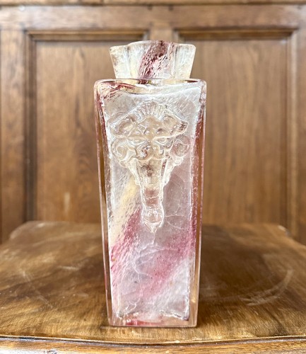 Glass & Crystal  -  Ernest Baptiste Leveillé - Chinese style crackle vase, late 19th century