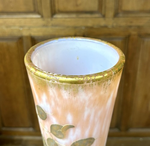 20th century - Daum Nancy - Large Art Nouveau vase decorated with Monnaie du pape
