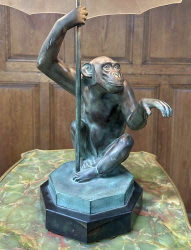 Lighting  - Max Le Verrier (1891-1973) - The Rain, Monkey lamp in green patina