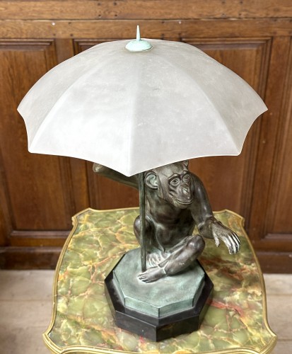 Max Le Verrier (1891-1973) - The Rain, Monkey lamp in green patina - Art Déco