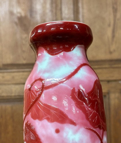 Emile Gallé, opaque glass vase “ Peking glassware ” with lotus - Art nouveau