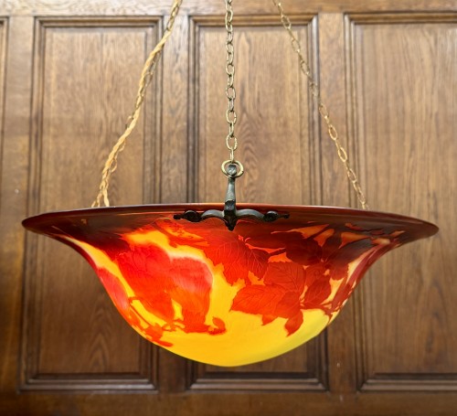 Emile Gallé - Grand plafonnier Art nouveau aux magnolias - Verrerie, Cristallerie Style Art nouveau