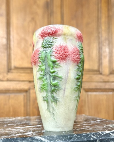Antiquités - Gabriel Argy-Rousseau, vase with red thistles, art deco pate de verre
