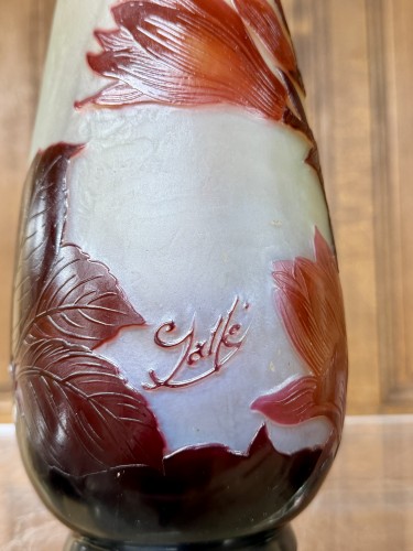 Antiquités - Émile Gallé - vase with magnolia decor