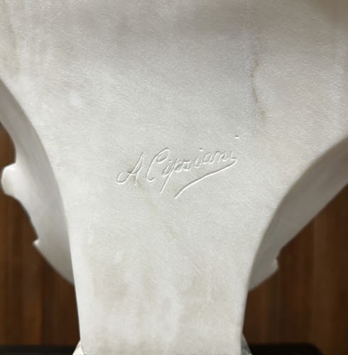 Adolfo Cipriani (1880-1930) - Buste de jeune femme en marbre blanc de Carrare - Art nouveau
