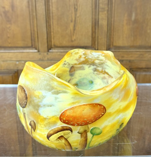 Daum Nancy - Vase or bowl with mushroom decor - 