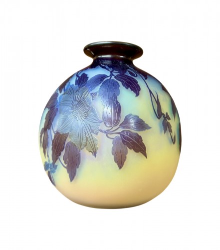 Émile Gallé - Vase sphérique à décor de clématites