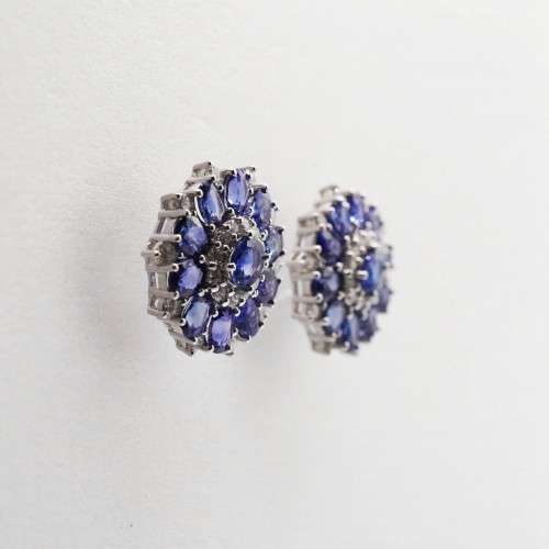 White gold, sapphire and diamond earrings - 