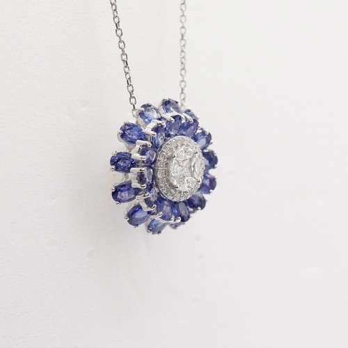 Sapphire and diamond pendant with chain - Antique Jewellery Style 