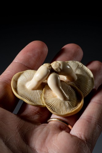  - A Japanese group of three mushrooms Netsuke
