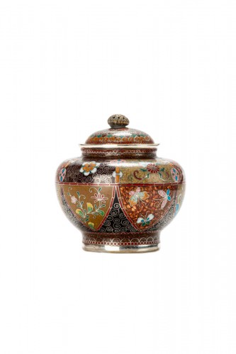 A Japanese polychrome cloisonné enamels koro