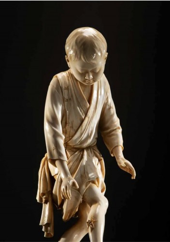 A Japanese Tokyo school ivory okimono depicting a young boy - Asian Works of Art Style 