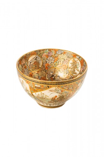 Bol en céramique Satsuma à décor d'émaux polychromes et d'or