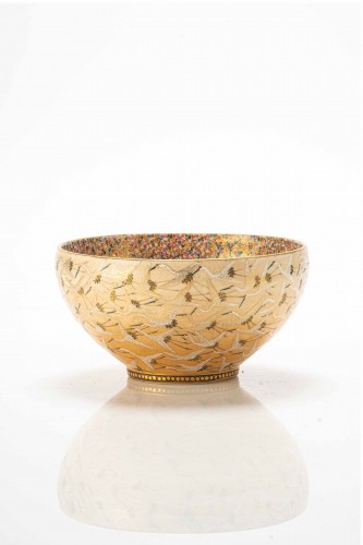 Japanese Satsuma Ceramic Bowl Adorned With Relief Glazes And Gold Details  - Asian Works of Art Style 