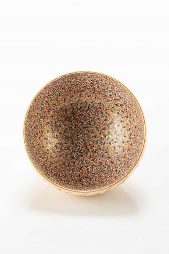 Japanese Satsuma Ceramic Bowl Adorned With Relief Glazes And Gold Details  - 