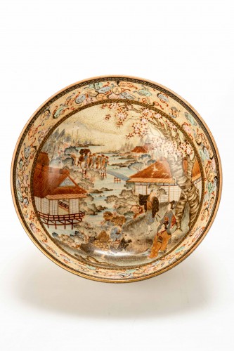 A Japanese Satsuma Ceramic Tea Bowl, Signed Senzan - Asian Works of Art Style 