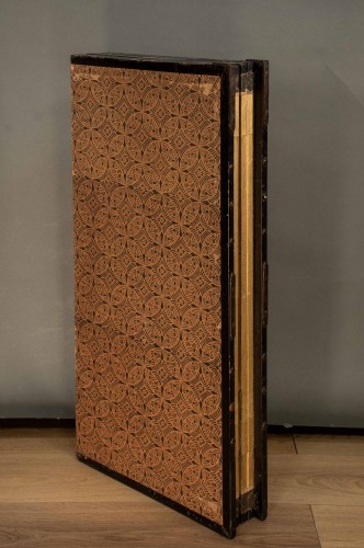 19th century - A folding screen depicting a hilly landscape with a watercourse