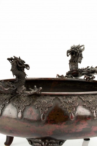 Antiquités - Encensoir en bronze avec deux dragons en relief