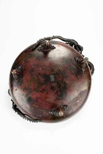 Antiquités - Encensoir en bronze avec deux dragons en relief
