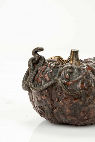 A Bronze Suiteki In The Shape Of A Gourd With Snake, Signed Masayuki - 