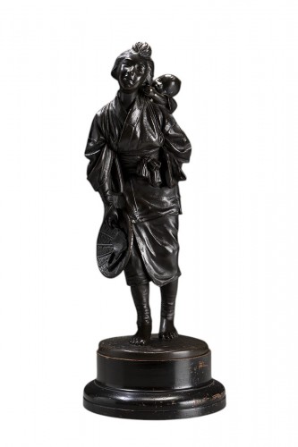 young mother with child, a okyo A Tokyo School bronze late 19th century