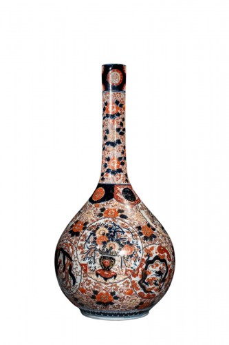 Grand vase Imari avec dragon, phénix et fleurs