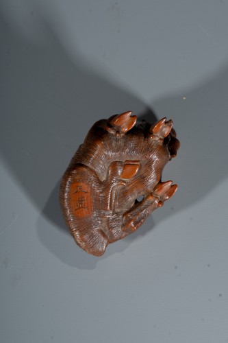  - Netsuke en buis représentant une chèvre, signé Masanao