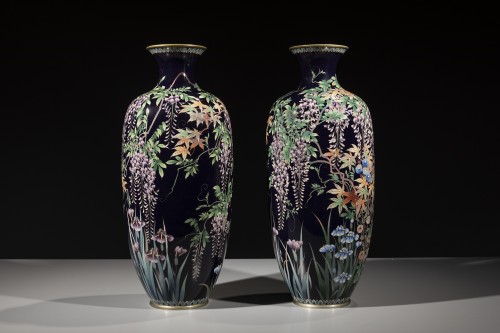 A pair of cloisonné vases depicting a flower garden - Asian Works of Art Style 
