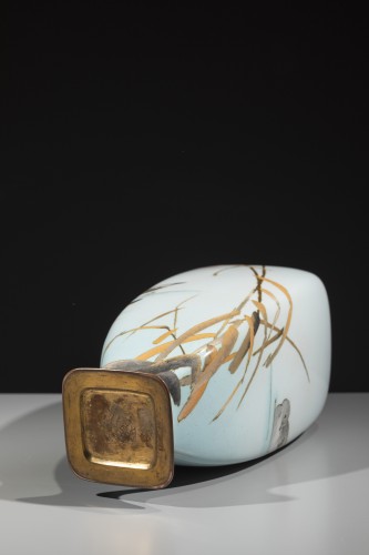 Antiquités - Vase cloisonné avec une paire de canards le long d’un cours d’eau