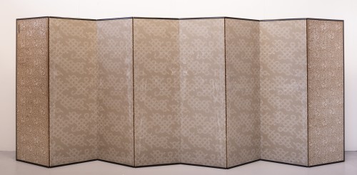  - Paravent à huit panneaux sur fond en feuille d’argent avec une scène printanière