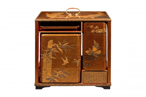 Set de pique-nique en laque maki-e sur fond nashiji avec carpes koi