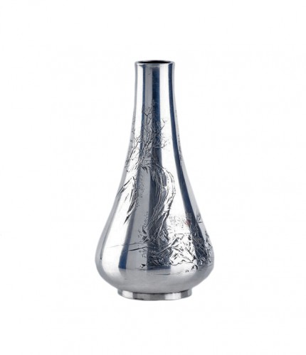 Gentoshi – A Japanese silver vase