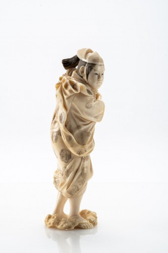 Okimono en ivoire figurant un Samouraï, Japon - Arts d