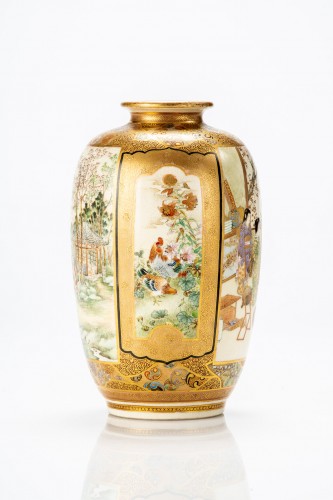 Asian Works of Art  - Fuzan Ryun - A Japanese Satsuma vase