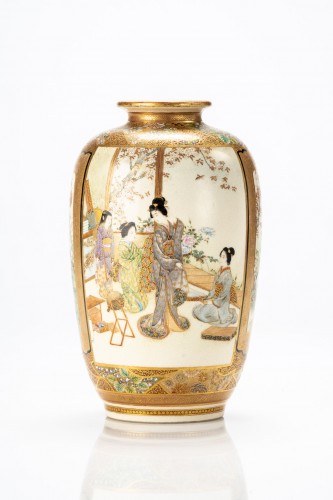 Fuzan Ryun - A Japanese Satsuma vase - 