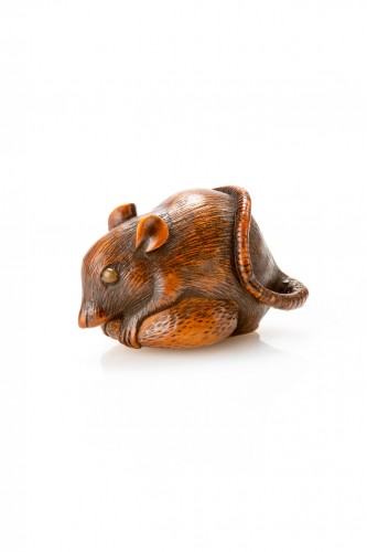 A Japanese netsuke of a rat - Asian Works of Art Style 