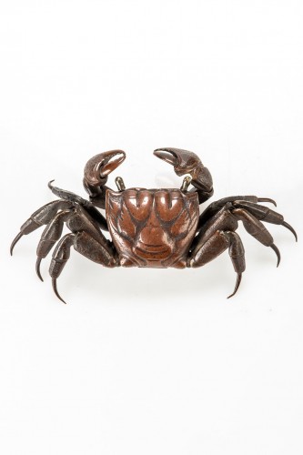 Asian Works of Art  - A Japanese bronze articulated crab