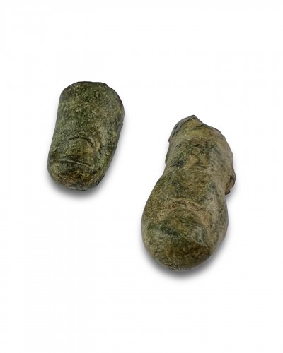 Ancient bronze thumb &amp; finger from a sculpture. Roman, 1st / 2nd century AD - 