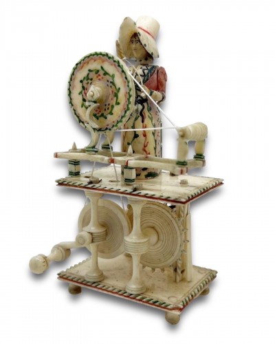 Antiquités - Prisonnier de guerre en os polychrome tournant automate Jenny, c.1796 - 1816.