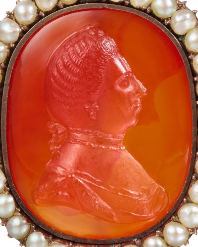 Carnelian cameo probably representing Maria Theresa, Germany 18th century. - 