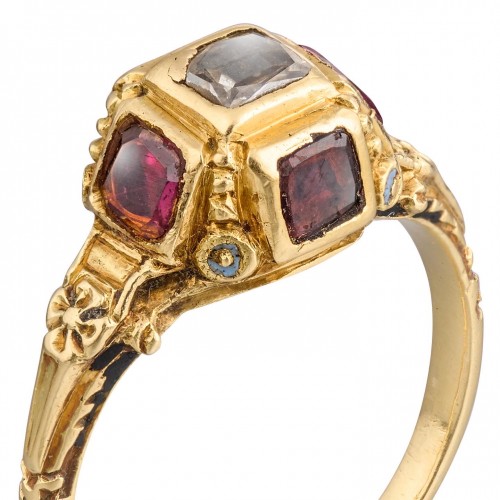 Late Renaissance diamond and garnet ring. Western Europe, 17th century. - Antique Jewellery Style 
