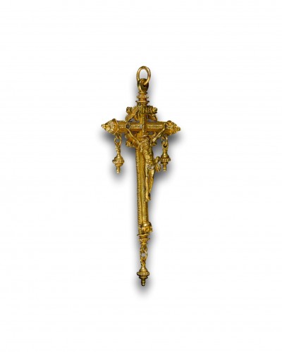 Antique Jewellery  - Renaissance Enamelled Gold Crucifix Pendant. Spanish, Late 16th Century.