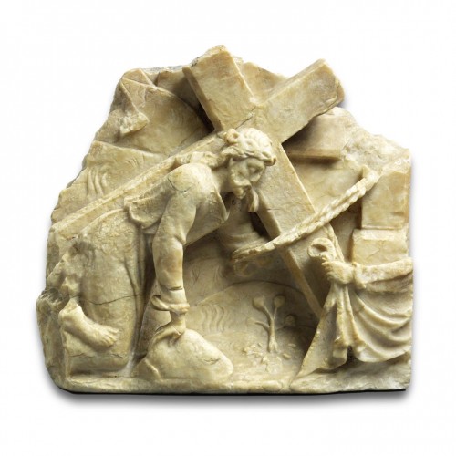 <= 16th century - Fragmentary Alabaster Of Christ Carrying The Cross. Netherlandish, 16th Cen
