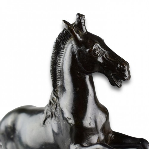 Antiquités - Bronze Model Of A Rearing Horse. Italian, 19th Century Or Earlier