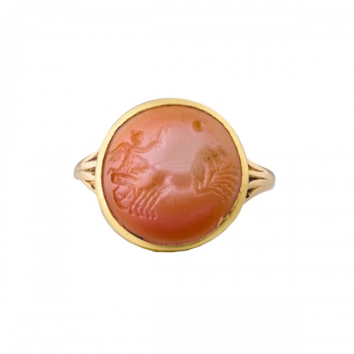 Gold Ring With An Ancient Intaglio Of Victory. Roman, 1st - 2nd Century.
